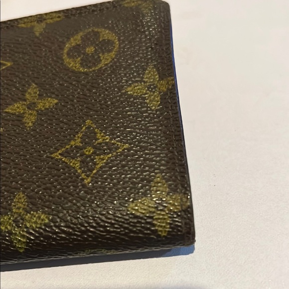 Louis Vuitton Brown and Gold Monogram Clasp Wallet - Picture 6 of 9